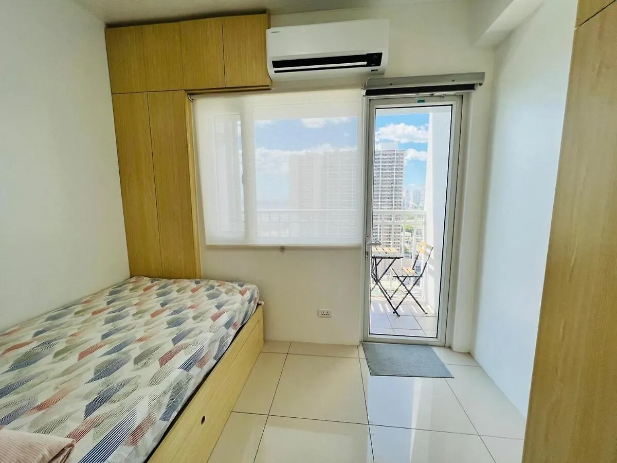 Lägenhet D Crib At Breeze Residences Pasay City Philippines Manila